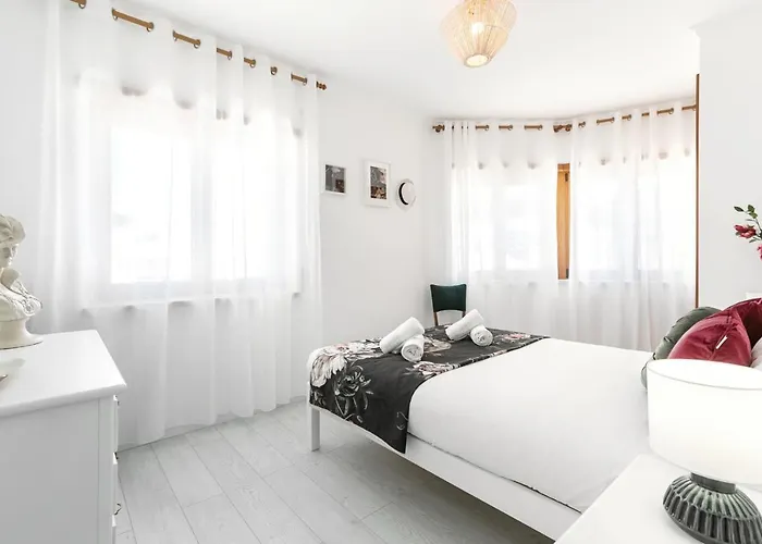 Modern Flat 아파트 *